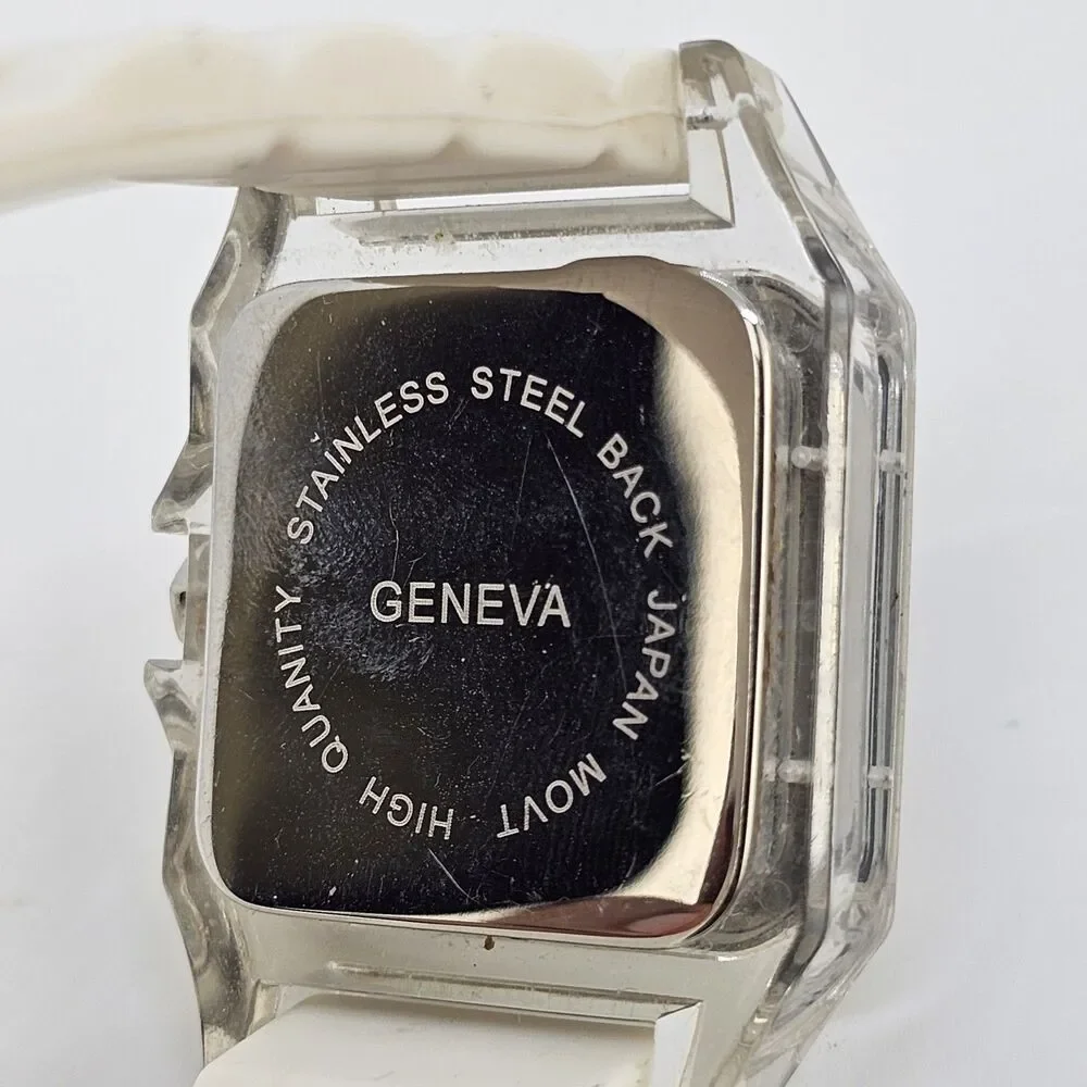 35MM Women's Square Watch White‎ Dial White Plastic Bands New Battery